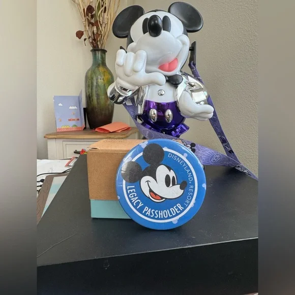 NEW LOW PRICE STARBUCKS DISNEYLAND STARBUCKS OPENING WEEKRARE HTFCOFFFE MUG